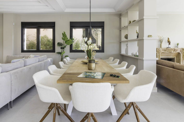 Image No.15-7 Bed Villa for sale