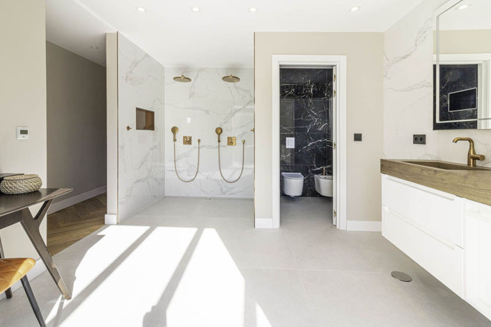 Image No.36-7 Bed Villa for sale