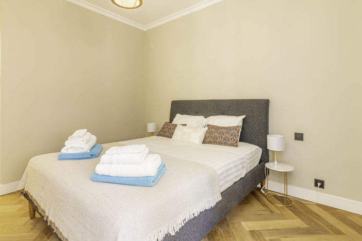 Image No.40-7 Bed Villa for sale