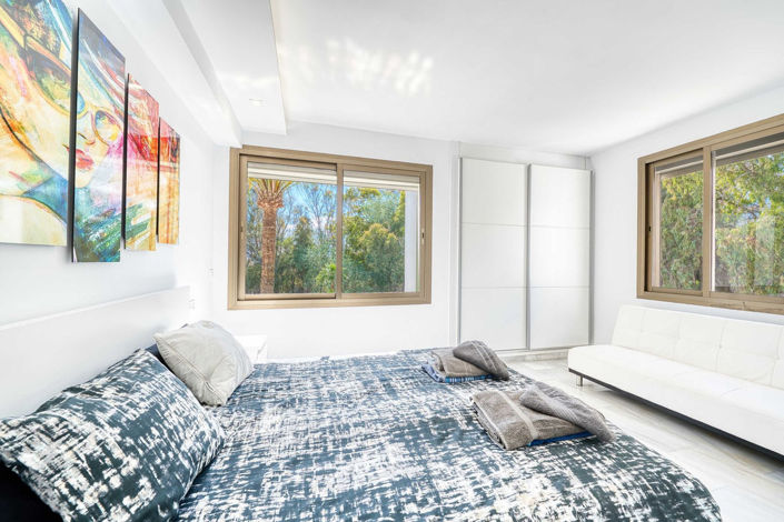 Image No.34-4 Bed Penthouse for sale