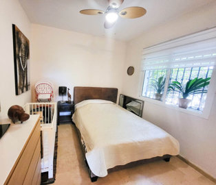 18-cc72f169493c096e712837ff5d8b6e41