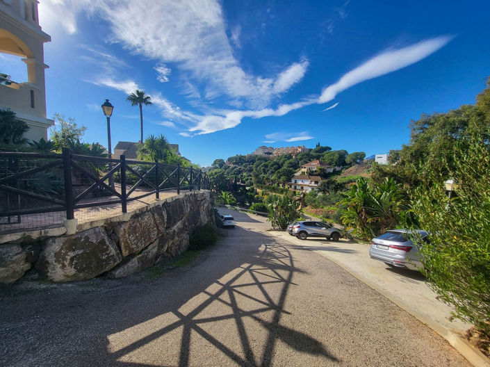 Image No.19-2 Bed Apartment for sale