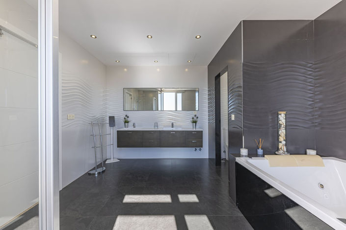 Image No.32-5 Bed Villa for sale