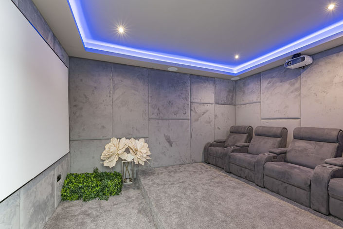 Image No.49-5 Bed Villa for sale