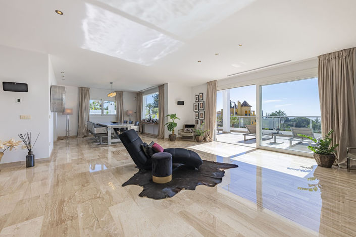 Image No.7-5 Bed Villa for sale