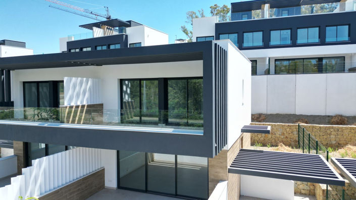 Image No.2-Maison de ville de 3 chambres à vendre à Estepona