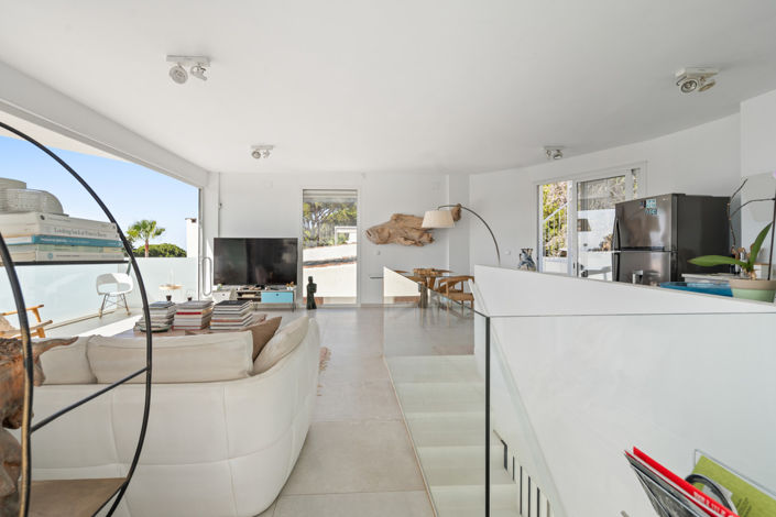 Image No.9-3 Bed Villa for sale