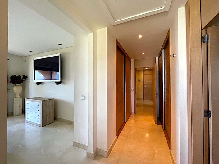 Image No.20-3 Bed Apartment for sale