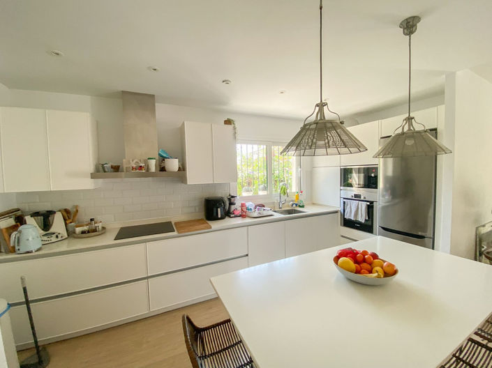 Image No.7-3 Bed Townhouse for sale