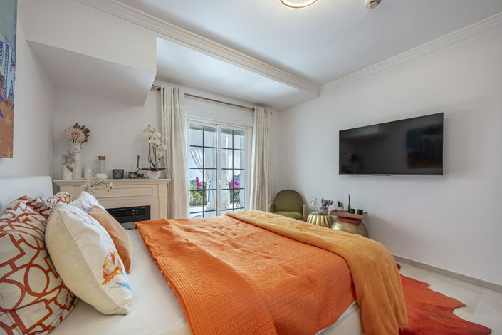 Image No.26-3 Bed Townhouse for sale