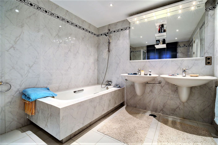 Image No.22-Villa de 5 chambres à vendre à Estepona