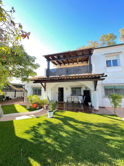 Image No.1-Villa de 5 chambres à vendre à Malaga