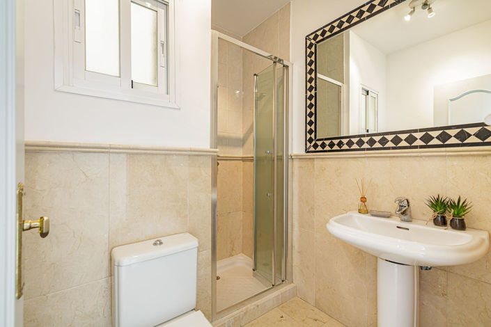 Image No.15-2 Bed Apartment for sale