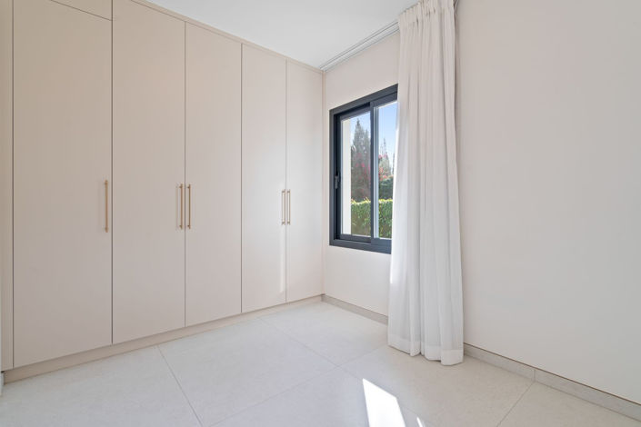 Image No.24-4 Bed Villa for sale