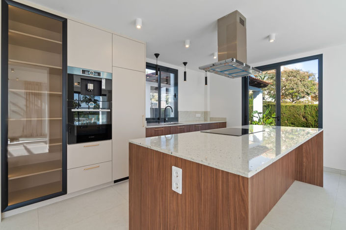 Image No.8-4 Bed Villa for sale