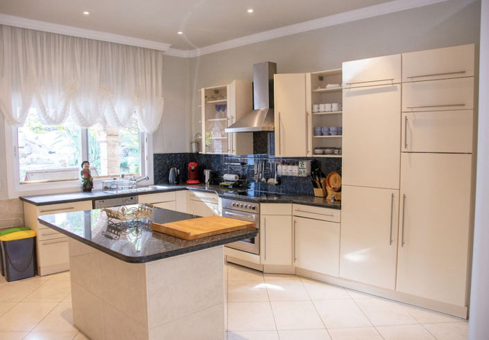 Image No.39-7 Bed Villa for sale