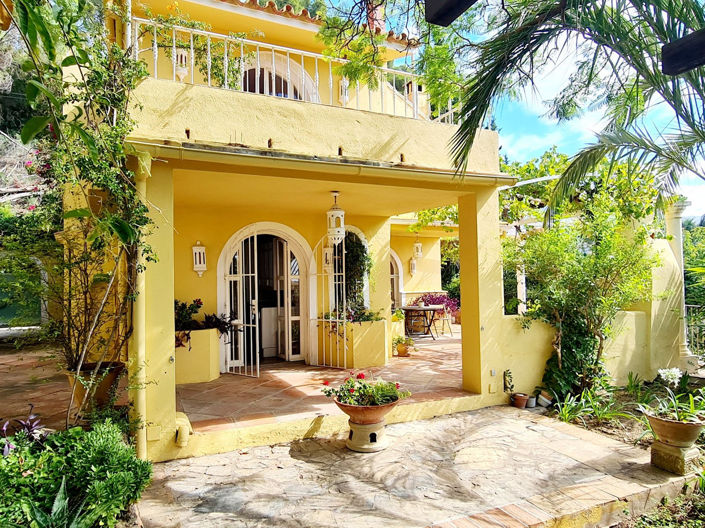 Image No.3-4 Bed Villa for sale