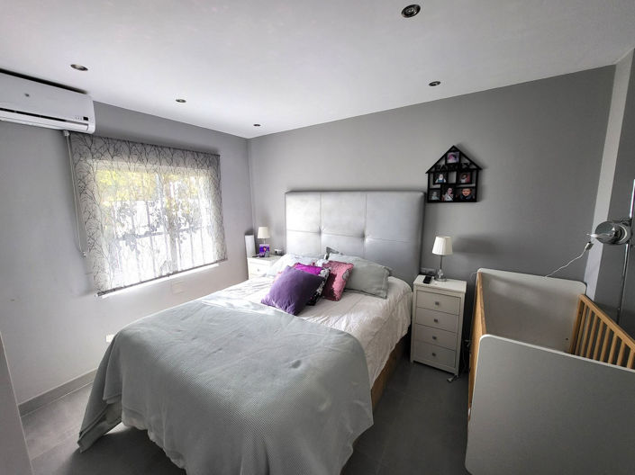 Image No.8-4 Bed Townhouse for sale