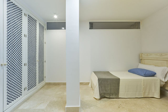 Image No.23-6 Bed Townhouse for sale