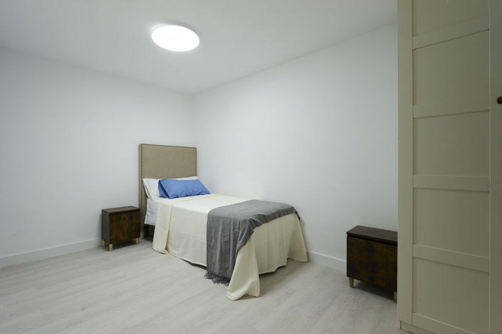 Image No.28-6 Bed Townhouse for sale