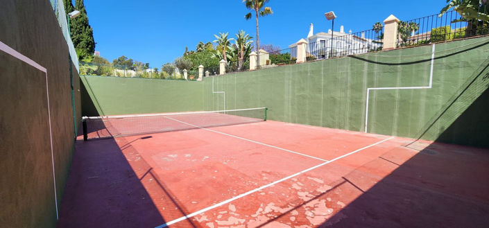 Image No.48-6 Bed Townhouse for sale