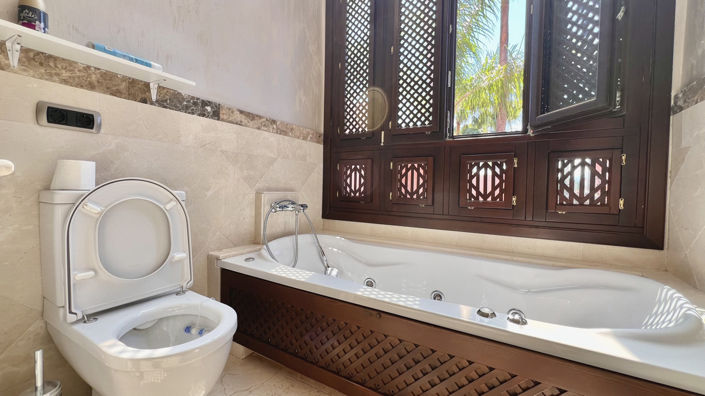 Image No.22-3 Bed Townhouse for sale