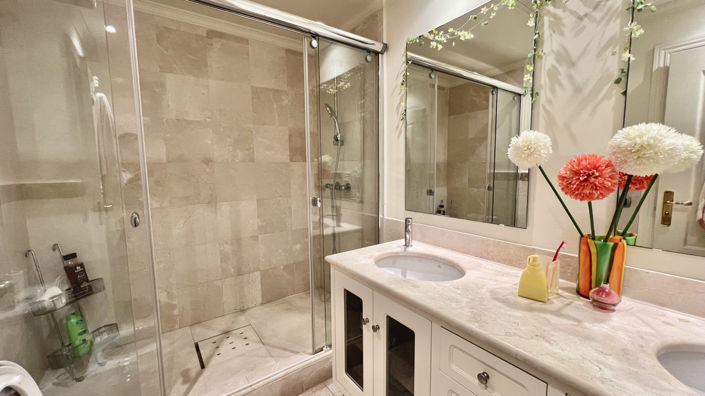 Image No.38-3 Bed Townhouse for sale