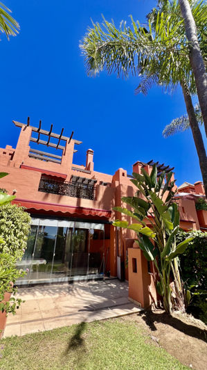 Image No.47-3 Bed Townhouse for sale