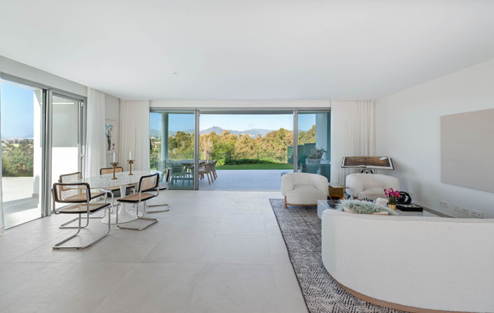 Image No.8-3 Bed Townhouse for sale