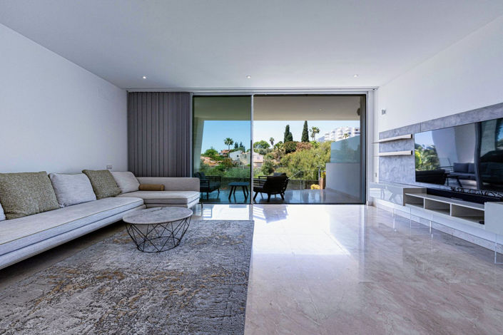 Image No.10-4 Bed Townhouse for sale