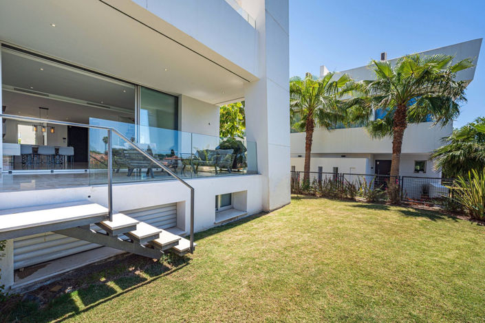 Image No.5-4 Bed Townhouse for sale