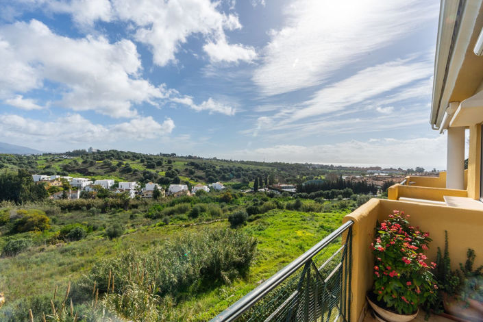 Image No.1-3 Bed Apartment for sale