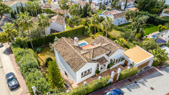 Image No.1-Villa de 4 chambres à vendre à Istán