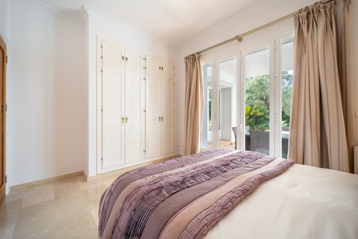 Image No.17-4 Bed Villa for sale