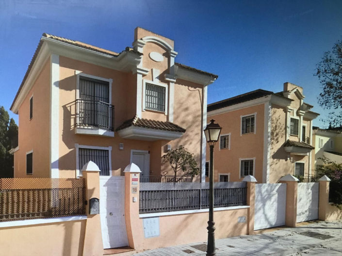 Image No.1-5 Bed Villa for sale