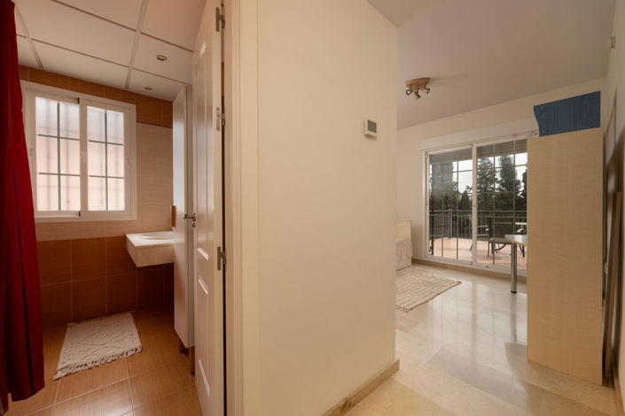 Image No.22-5 Bed Villa for sale