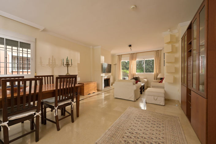 Image No.6-5 Bed Villa for sale