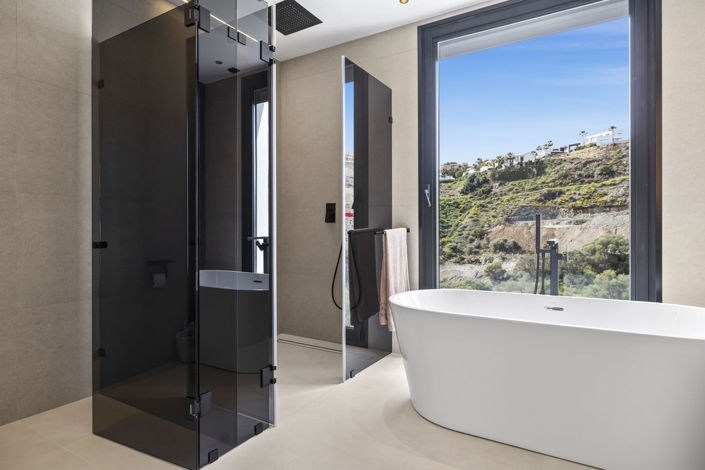 Image No.14-4 Bed Apartment for sale