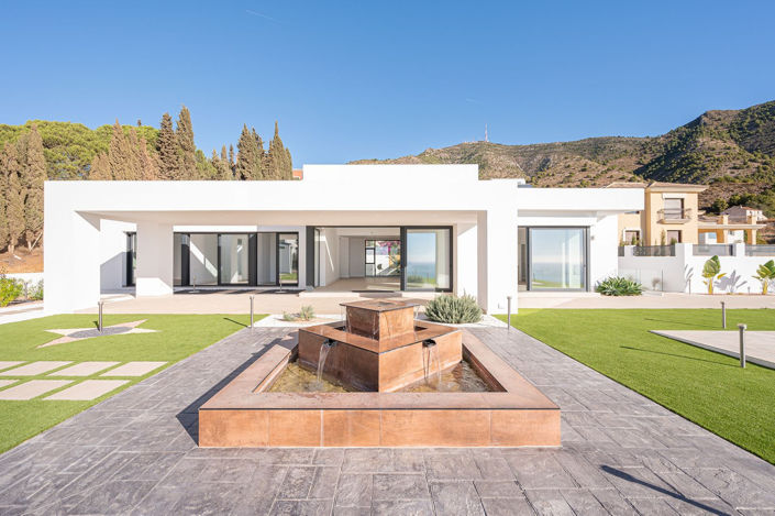 Image No.1-Villa de 4 chambres à vendre à Mijas
