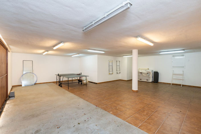 Image No.48-Villa de 3 chambres à vendre à Marbesa