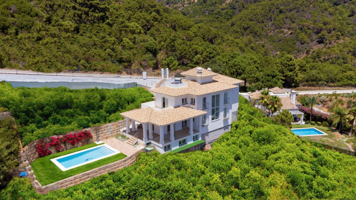 Image No.1-4 Bed Villa for sale