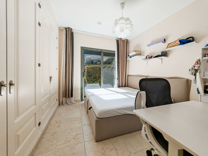 Image No.9-Appartement de 2 chambres à vendre à Estepona