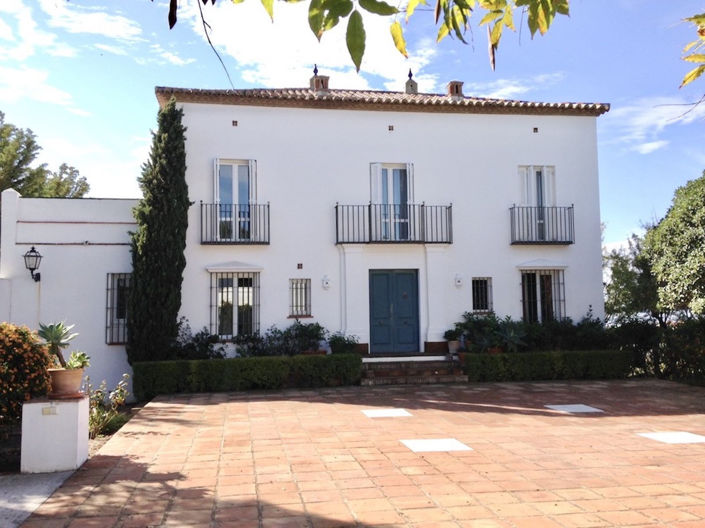 Image No.1-Villa de 6 chambres à vendre à Estepona