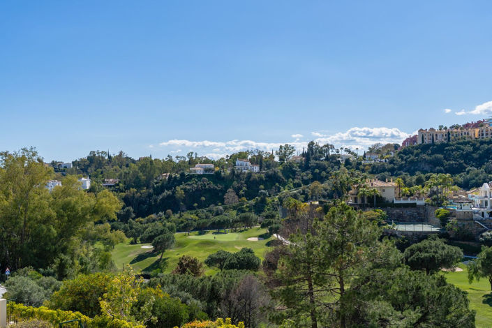 Image No.26-3 Bed Townhouse for sale