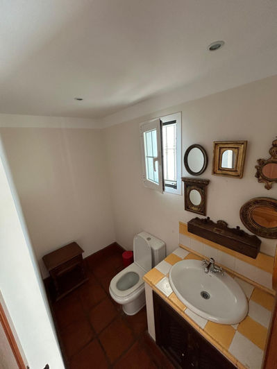 Image No.7-4 Bed Townhouse for sale