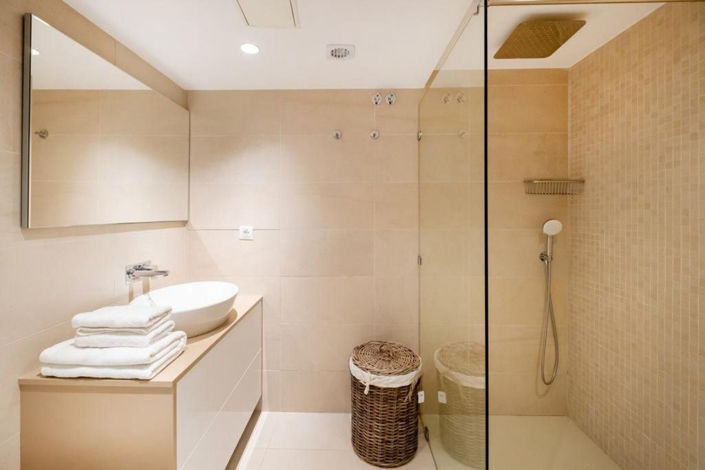 Image No.9-4 Bed Townhouse for sale