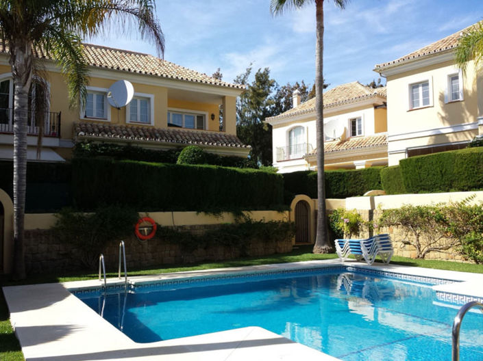 Image No.16-3 Bed Townhouse for sale