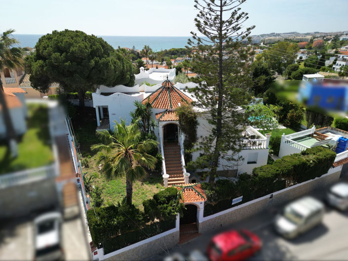 Image No.1-Villa de 4 chambres à vendre à El Faro