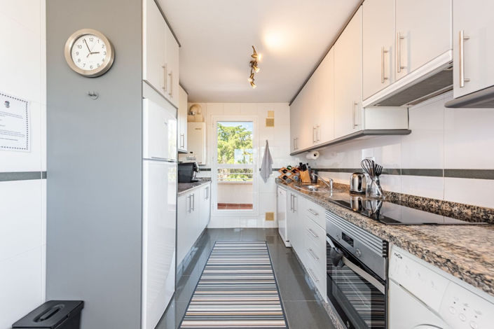 Image No.10-4 Bed Apartment for sale