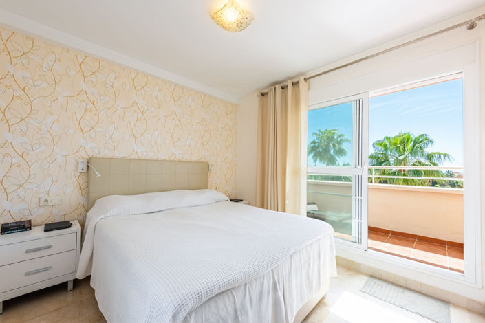 Image No.12-4 Bed Apartment for sale